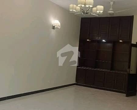To rent You Can Find Spacious House In G-10 To rent You Can Find Spacious House In G-10