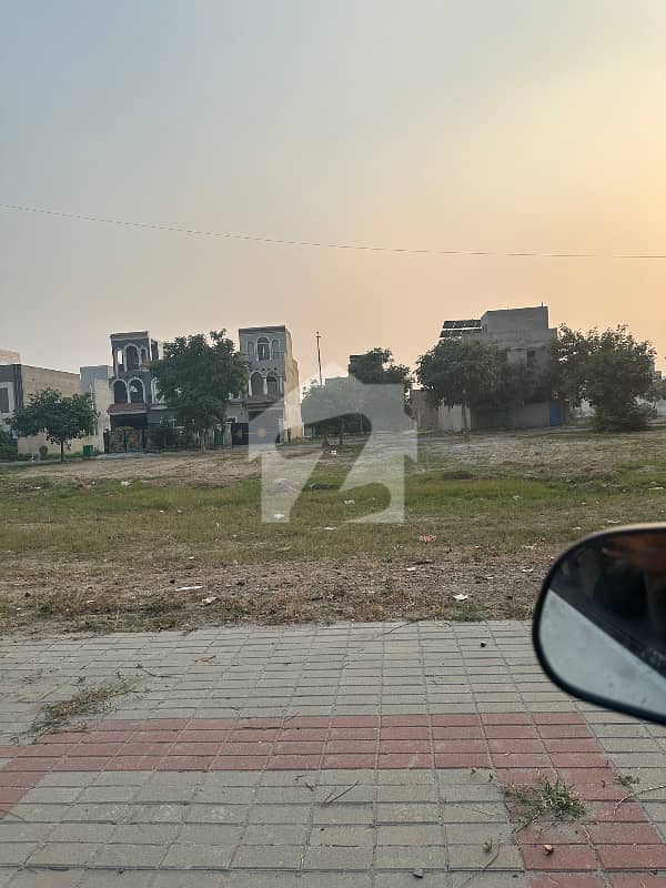 بحریہ ٹاؤن ۔ سیکٹر ایف بحریہ ٹاؤن,لاہور میں 10 مرلہ رہائشی پلاٹ 1.5 کروڑ میں برائے فروخت۔ بحریہ ٹاؤن ۔ سیکٹر ایف بحریہ ٹاؤن,لاہور میں 10 مرلہ رہائشی پلاٹ 1.5 کروڑ میں برائے فروخت۔
