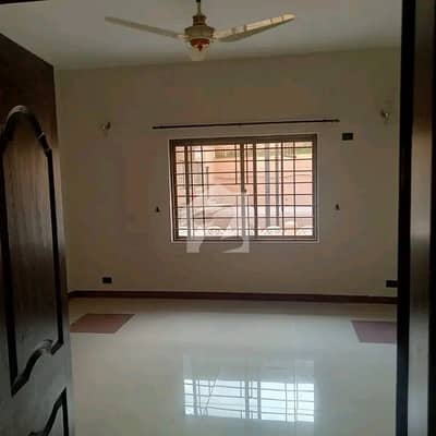 DHA Phase 5 Islamabad Askri Tower 5 Flat Available For Rent With 4 Bedroom