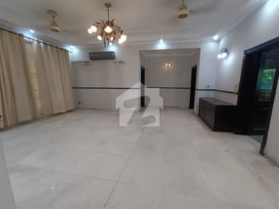 ڈی ایچ اے فیز 3 ڈی ایچ اے ڈیفینس,لاہور میں 2 مرلہ Studio دفتر 35.0 ہزار میں کرایہ پر دستیاب ہے۔ ڈی ایچ اے فیز 3 ڈی ایچ اے ڈیفینس,لاہور میں 2 مرلہ Studio دفتر 35.0 ہزار میں کرایہ پر دستیاب ہے۔