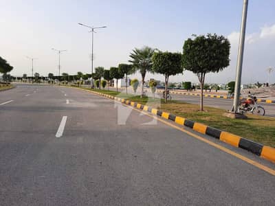 8 MARLA PLOT FOR SALE EXECUTIVE BLOCK FAISAL HILLS