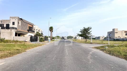 B BLOCK NEAR TO THIS GOOD LOCATION PLOT FOR SALE B BLOCK NEAR TO THIS GOOD LOCATION PLOT FOR SALE