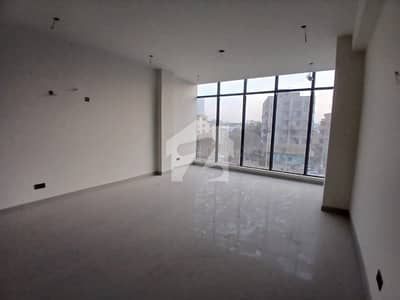 Prominently-Located Prime Location Office Available In Tariq Road For sale Prominently-Located Prime Location Office Available In Tariq Road For sale