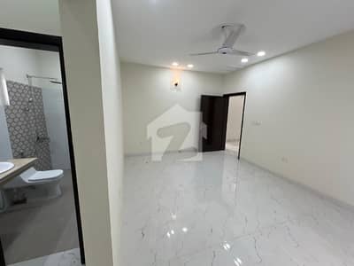 فالکن کمپلیکس نیوملیر ملیر,کراچی میں 1 کنال Studio مکان 14.8 کروڑ میں برائے فروخت۔