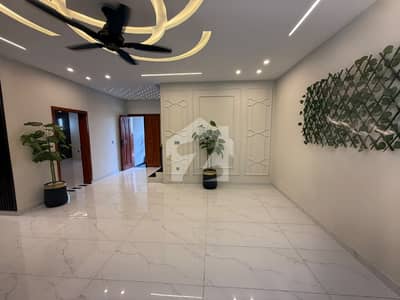 G. 11/ 5marla corner House 50 feet road available For Sale investor Price options available G. 11/ 5marla corner House 50 feet road available For Sale investor Price options available