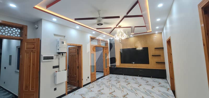 G-10/1: Beautifully Designed Brand New Double Unit House, 200 Yards (8 ...