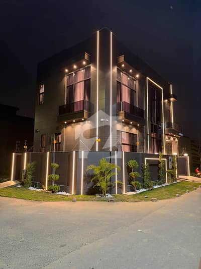 PHASE 7 Dha Lhr  1 kanal Fully Furnished Branded House  10KW solar