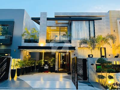 10 Marla Brand New Luxury House For Sale