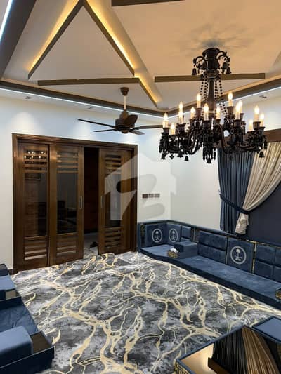 Get Your Hands On House In Karachi Best Area