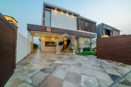 14 Marla Just Like A Brand New House For Sale In DHA Phase 7