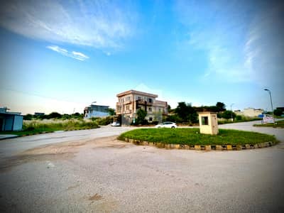Block K ( 25*50 ) 5 Marla Plot For Sale In PECHS.