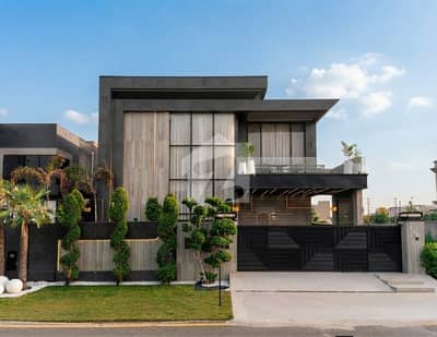 1 Kanal Top Quality Build Luxurious Beautiful Modern Designer House With Basement For Sale In DHA Lahore Phase 7 Prime Location