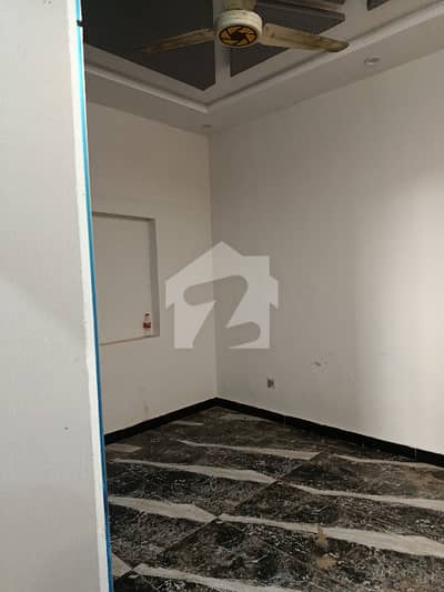 good luckation all facilities available 3 bedroom attached washroom TV lonch kitchen stor room gas separate meter wapda electric separate meter upper portion for rent in nashamen Iqbal phase 2