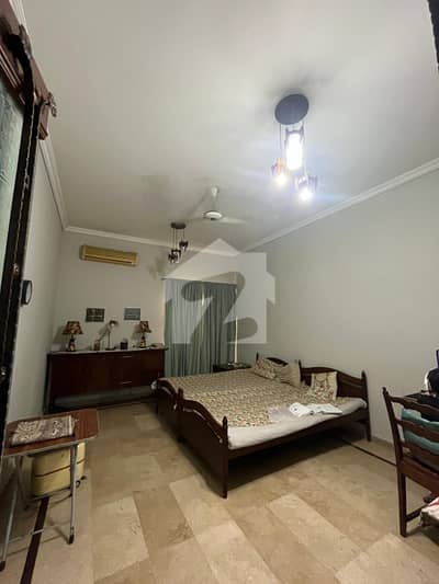 1 Kanal Double Unit House 3+3 Beds For Sale In Sui Gas Block-F Lahore.