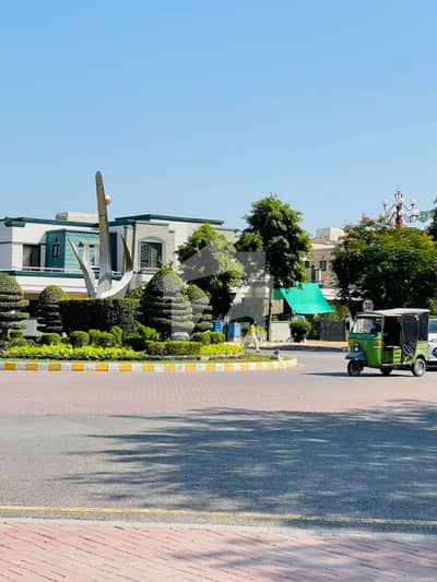 ڈریمز گارڈنز فیز 2 ڈریم گارڈنز,ڈیفینس روڈ,لاہور میں 13 مرلہ رہائشی پلاٹ 2.68 کروڑ میں برائے فروخت۔