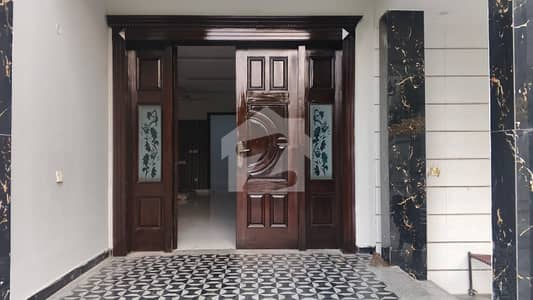15 Marla house for rent in Valencia