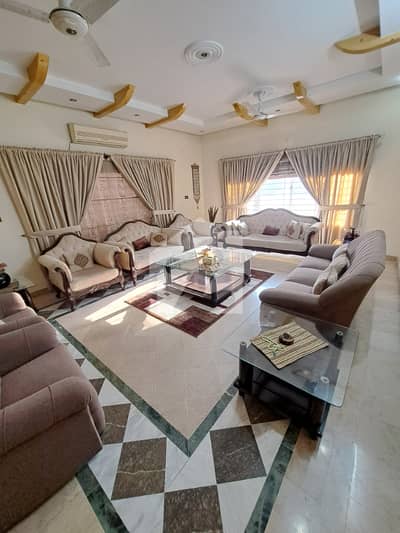 1 Kanal 2.5 Storey House For Sale Highway Side
