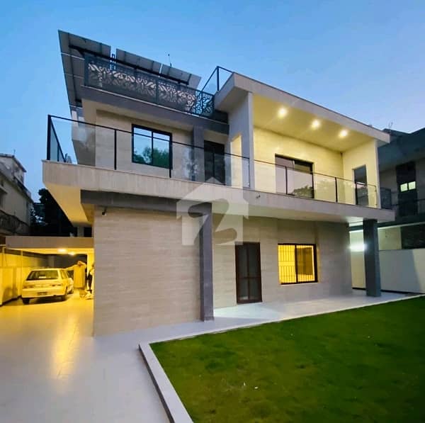 1 Kanal House In F-8 Is Best Option 1 Kanal House In F-8 Is Best Option