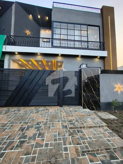 5 Marla triple story house available For Sale in Buch Executive Villas Multan  Manik Block