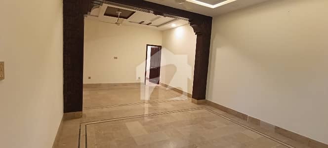 6 Marla House For Sale In G-11/1