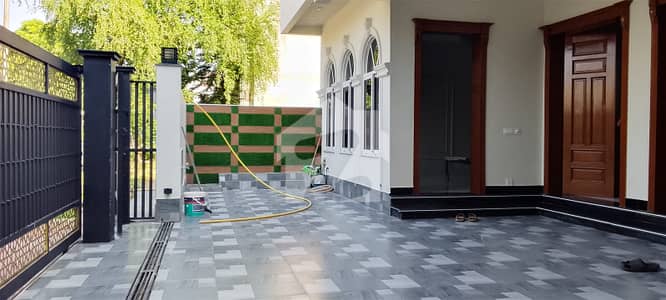 G-14/4 brand new double Story House size 40x80 for sale