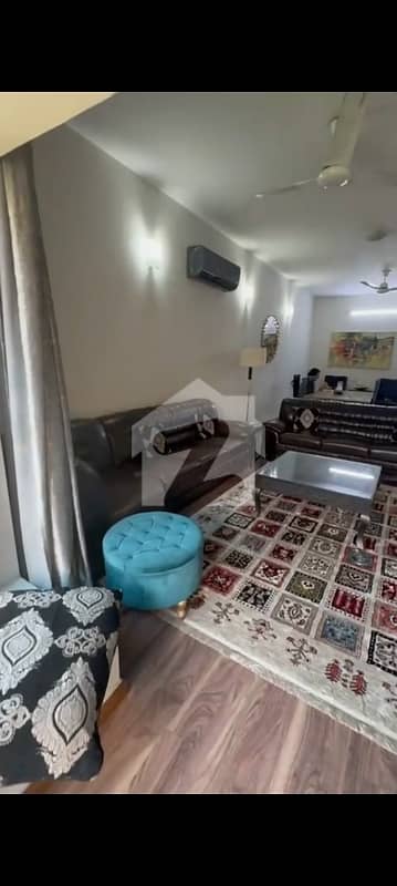 Gulberg 3 Lower Portion Ideal Location Family Student K Liya Ideal