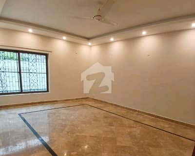 ایف ۔ 10 اسلام آباد میں 1 کنال Studio مکان 27.0 کروڑ میں برائے فروخت۔