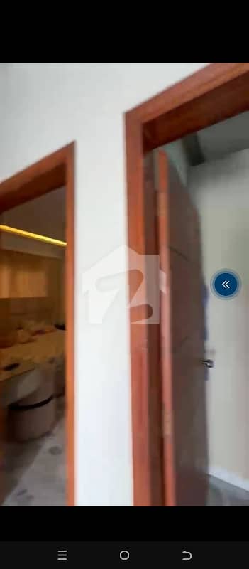 چپل سن سٹی سکیم 33,کراچی میں 4 کمروں کا 8 مرلہ مکان 3.6 کروڑ میں برائے فروخت۔