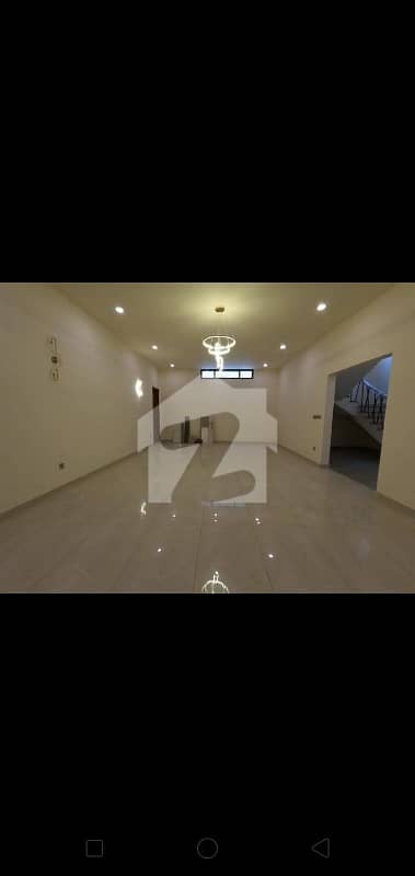 300 YARDS INDEPENDENT HOUSE 300 YARDS INDEPENDENT HOUSE