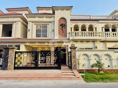 بش ایگزیکٹو ولاز ملتان میں 5 کمروں کا 10 مرلہ مکان 3.45 کروڑ میں برائے فروخت۔ بش ایگزیکٹو ولاز ملتان میں 5 کمروں کا 10 مرلہ مکان 3.45 کروڑ میں برائے فروخت۔