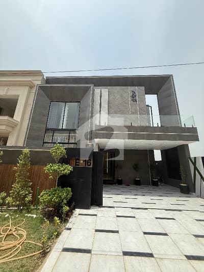 10 Marla Ultra-Modern & Most Elegant House for Sale In Royal Orchard Multan Looking for your dream home? This is a perfect opportunity you dont want to miss! Located in the heart of Multan, this beautifully designed house offers a luxurious and comfortable lifestyle. 10 Marla Ultra-Modern & Most Elegant House for Sale In Royal Orchard Multan Looking for your dream home? This is a perfect opportunity you dont want to miss! Located in the heart of Multan, this beautifully designed house offers a luxurious and comfortable lifestyle.