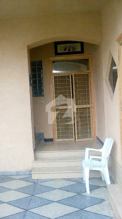 10 Marla Upper Portion Available For Rent In Wapda Town Phase 1