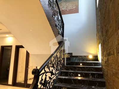 ڈی ایچ اے فیز 6 ڈی ایچ اے ڈیفینس,کراچی میں 6 کمروں کا 2 کنال مکان 38.0 کروڑ میں برائے فروخت۔ ڈی ایچ اے فیز 6 ڈی ایچ اے ڈیفینس,کراچی میں 6 کمروں کا 2 کنال مکان 38.0 کروڑ میں برائے فروخت۔