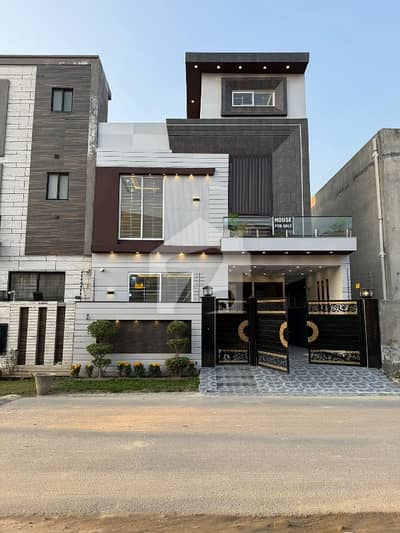 5 Marla Modern House For Sale in Central Park