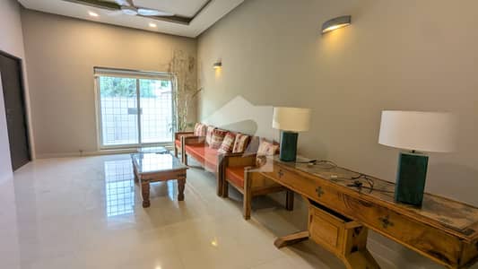 FOR RENT Luxury Furnished 3-Beds Upper Portion With Separate Gate F_6/1