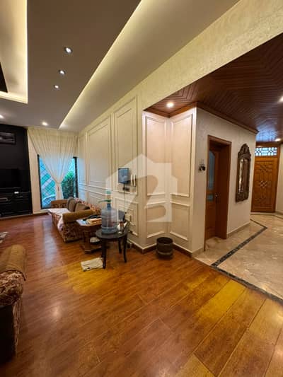 One Kanal SOLID Construction, Renovated House, Exclusive Location One Kanal SOLID Construction, Renovated House, Exclusive Location