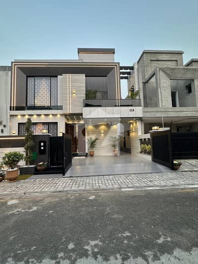 10 Marla Ready To Move House Available For Sale at Hot Location Bahria Town Lahore
