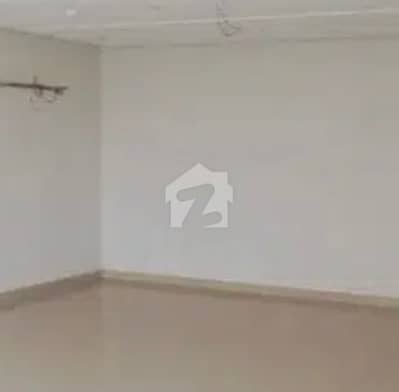 ڈی ایچ اے فیز 2 ڈی ایچ اے ڈیفینس,لاہور میں 5 مرلہ Studio دکان 1.1 لاکھ میں کرایہ پر دستیاب ہے۔