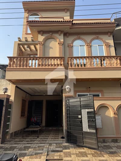 5 Marla Brand New House For Sale In Q Block Johar Town Phase 2 Lahore | 6 Bedrooms | Double Unit | Prime Location