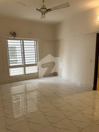 Beautiful Duplex Apartment Available