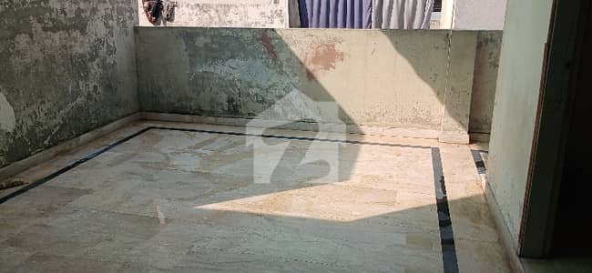 مصطفی ٹاؤن عباس بلاک مصطفیٰ ٹاؤن,لاہور میں 1 کمرے کا 3 مرلہ بالائی پورشن 22.0 ہزار میں کرایہ پر دستیاب ہے۔