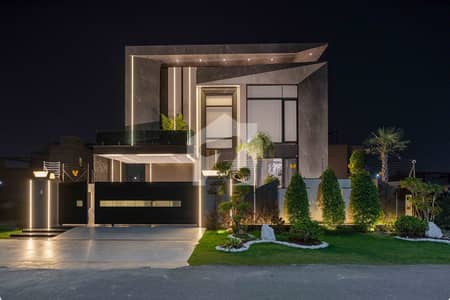 ANW REAL ESTATE PROUDLY OFFERS 1 KANAL ELEGANT AND FULLY MAINTAINED SUPER HOT LOCATED BUNGALOW IS AVAILABLE IN THE BEST BLOCK OF DHA PHASE 7 - LAHORE