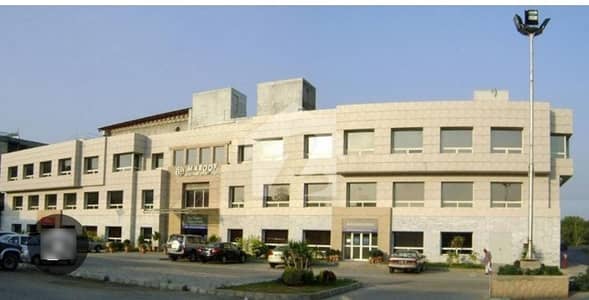 ایف ۔ 10 مرکز ایف ۔ 10,اسلام آباد میں 13 کنال Studio عمارت 3.0 کروڑ میں کرایہ پر دستیاب ہے۔