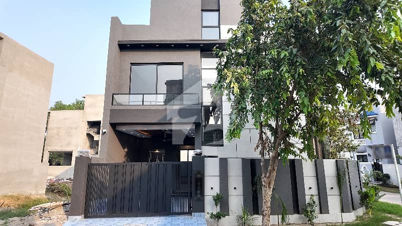 Corner House Of 5 Marla Is Available For sale In DHA 11 Rahbar Sector 2 ...