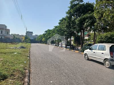 10 Marla Resdencial Plot Top Of Line Location For Sale