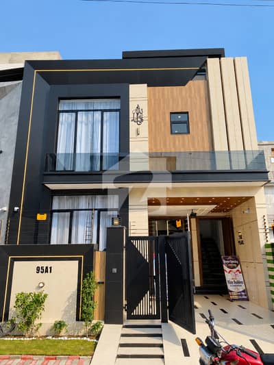 5 Marla Luxury Modern House For Sale In Central Park Lahore