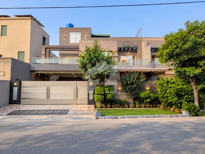 15 Marla Ultra-Modern Luxury House for Sale in Airline Housing Society, Lahore Slightly Used & Ready to Move!