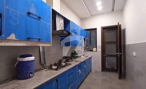خدا بخش کالونی کینٹ,لاہور میں 3 کمروں کا 5 مرلہ مکان 1.9 کروڑ میں برائے فروخت۔