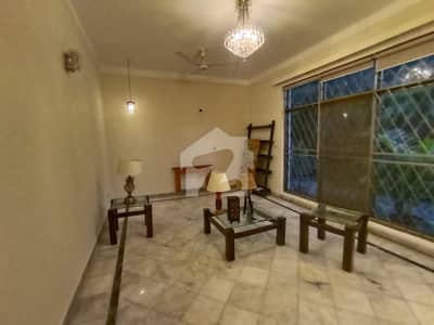 1 Kanal Beautiful Lower Portion Available For Rent At Top Location Of DHA Phase 3