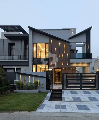 10 Marla Brand New House For Rent 10 Marla Brand New House For Rent